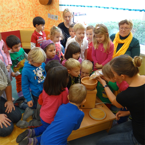 Neue Getreidemühle für Kindergarten Kunterbunt